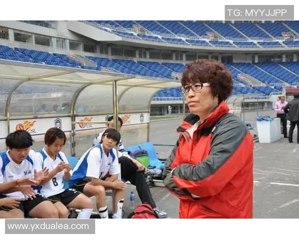 用爱与激情点亮绿茵场的足球明星们最有心的奉献与坚持